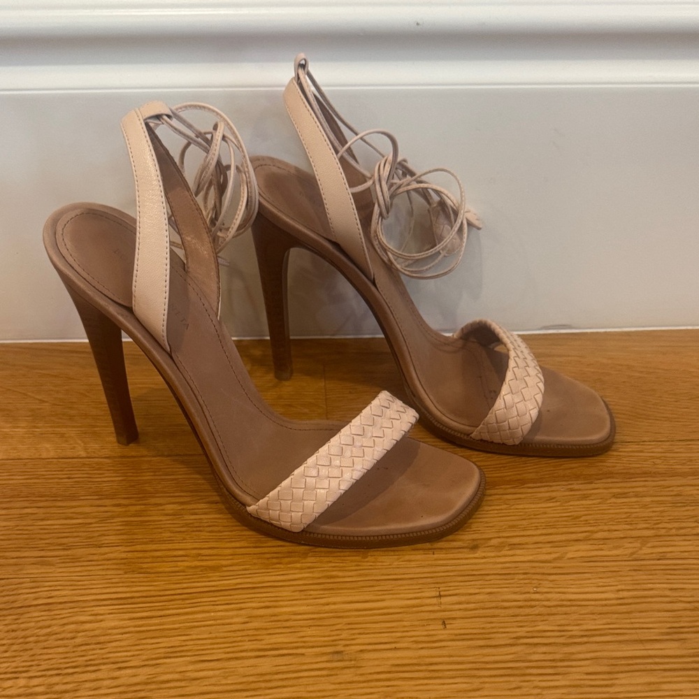 Bottega veneta light pink peach woven strappy sandals heels
